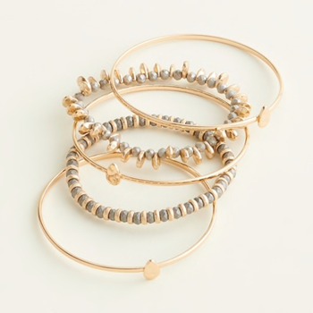 E-Comm: Hilary Duff's Mother's Day Gift Guide